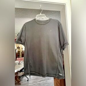 Men's Gray Athletic Shirt starter size L